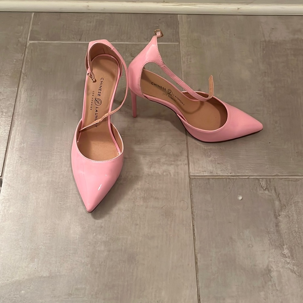 Pink Chinese laundry heels